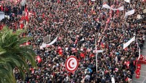 Tunus’ta 700 bin kamu emekçisi grevde
