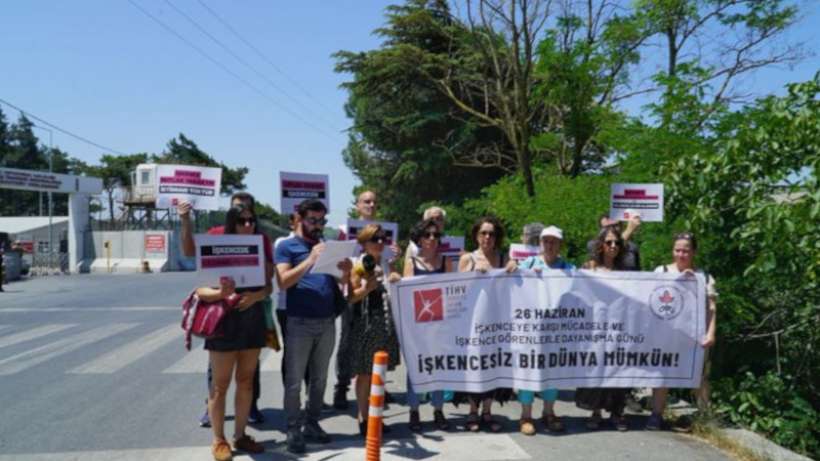 TİHV ve İHD'den mültecilere yönelik şiddete karşı ortak açıklama