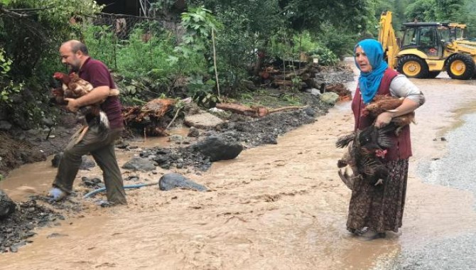 Trabzon'da HES borusu patladı: 3 ölü, 7 kayıp aranıyor