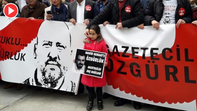 Tutuklu gazetecilere özgürlük için yürüdüler