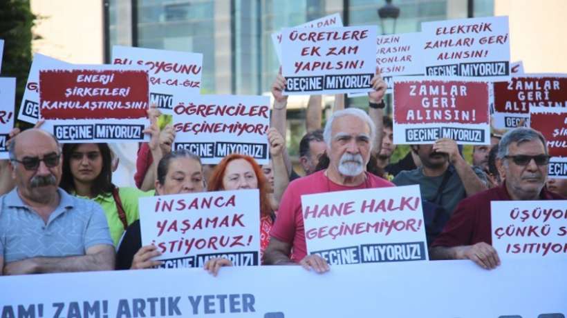 Adana'da 'geçinemiyoruz' eylemi
